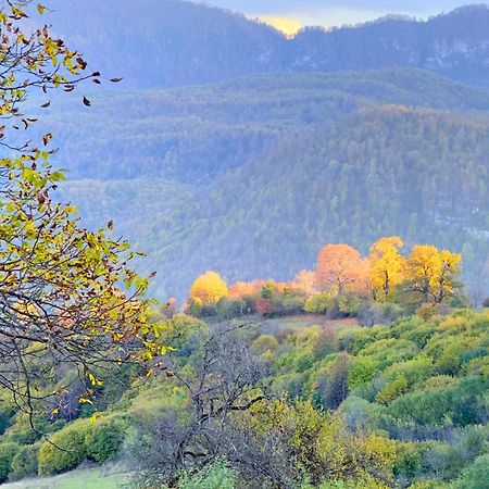 Kanach Tun Boutique Hotel Yenokavan Buitenkant foto