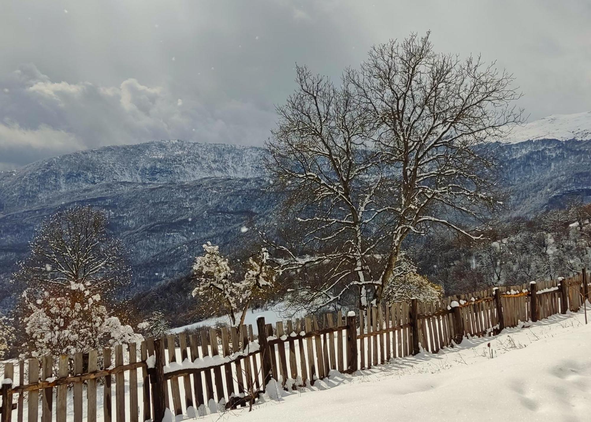 Kanach Tun Boutique Hotel Yenokavan Buitenkant foto